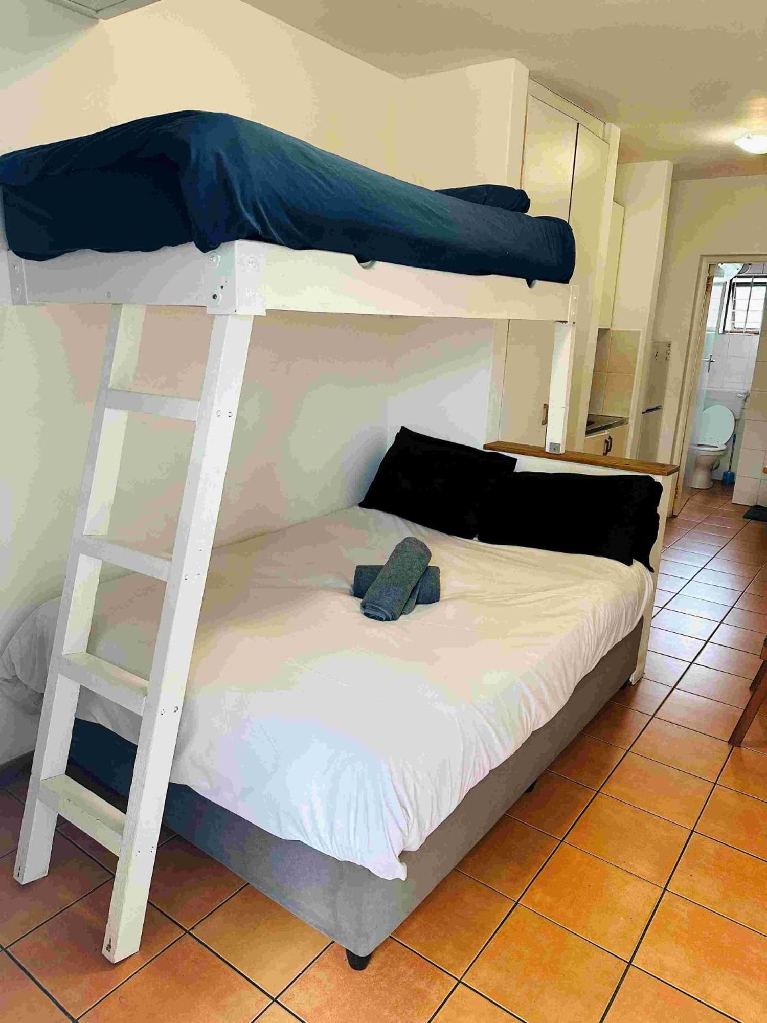 Green Elephant Backpackers Ciudad del Cabo Exterior foto